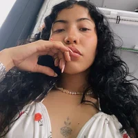 molly77's Profile Pic