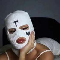 รูปโปรไฟล์ของ HornyAndClit