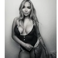 Foto desnuda XXX de BarbieDolly_x