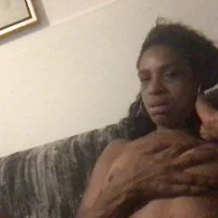 girlandslave's Profile Pic
