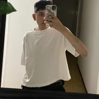 Slika avatara modela SerMuaaa