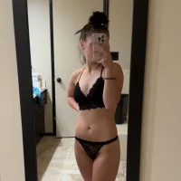 shypeach19's Avatar Pic