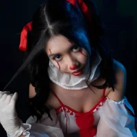 VictoriaRouge_'s Avatar Pic