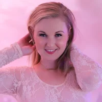 aurorababe420's Profile Pic