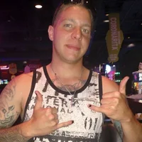 alienpunk21's Avatar Photo