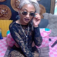 GoldenBigAssCurvy1 webcam