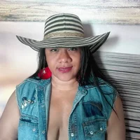 niabrown's Profile Pic