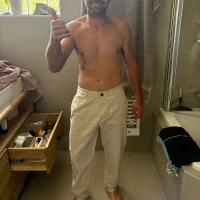 Ragnarock33's Offline Chat Room