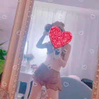 Ellen_Lch's Avatar Pic