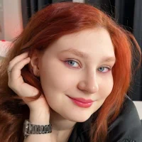 OliviaDenemhem's Avatar Pic