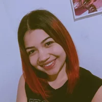 christine_19_'s Profile Pic