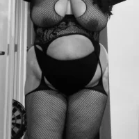 DownHoney25's Profile Pic