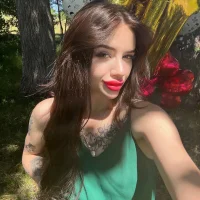 AnnietiPeach's Profilna slika