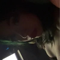 petiteegirl's Avatar Pic