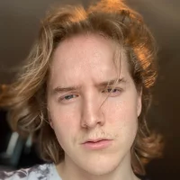 brobroly's Avatar Photo