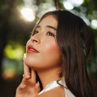 mia_walker22's Avatar Pic