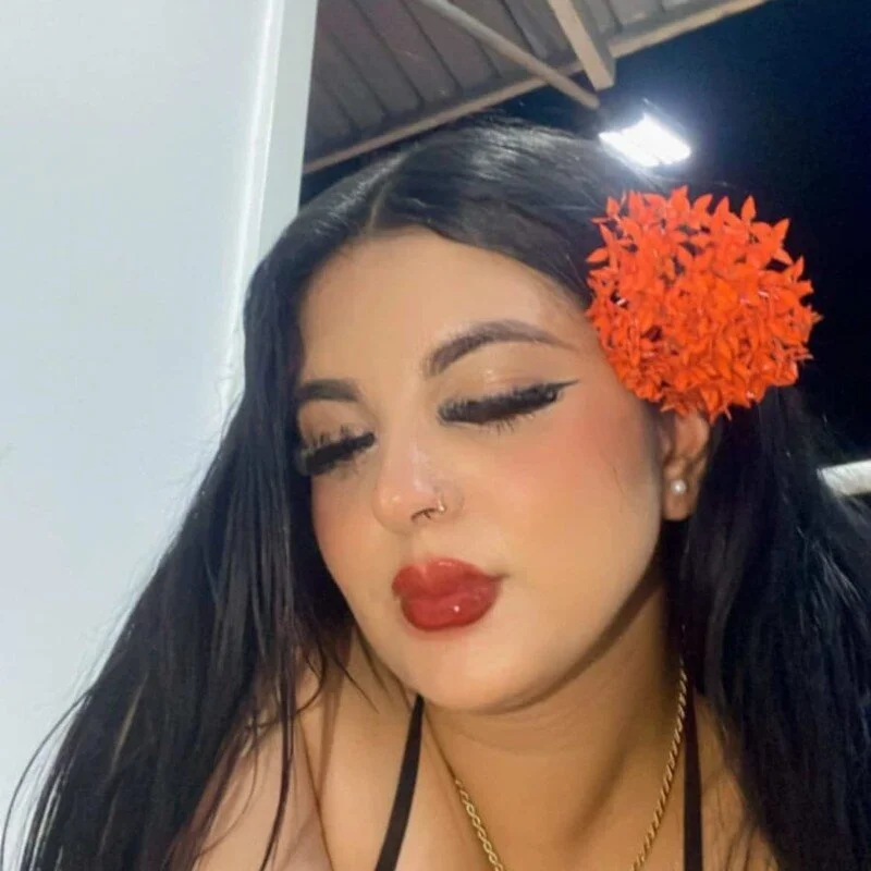 EmmilyConnor Stripchat profile image