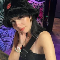 ItsAlinaFox এর প্রোফাইল ছবি