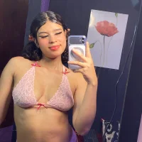 Kiara_velvett webcam