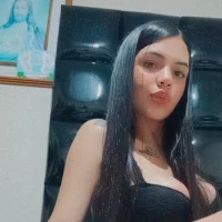 sharonlogan's Profile Pic
