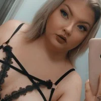 chelsea-marks's Profile Pic