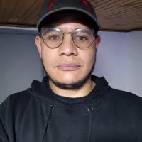 CentredScraps's Profile Pic