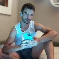 costiro's Avatar Photo