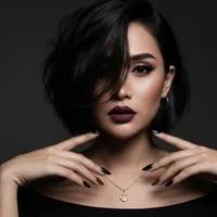 TsNicoleCox Adlı Modelin Avatarı