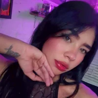 violetth22's Avatar Pic