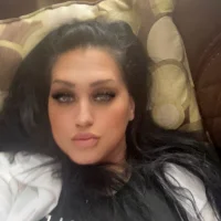 QueenB1730's Profile Pic