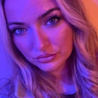 AnnaLisaxoxo's Profile Pic