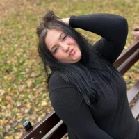 Ninelle_'s Profile Pic