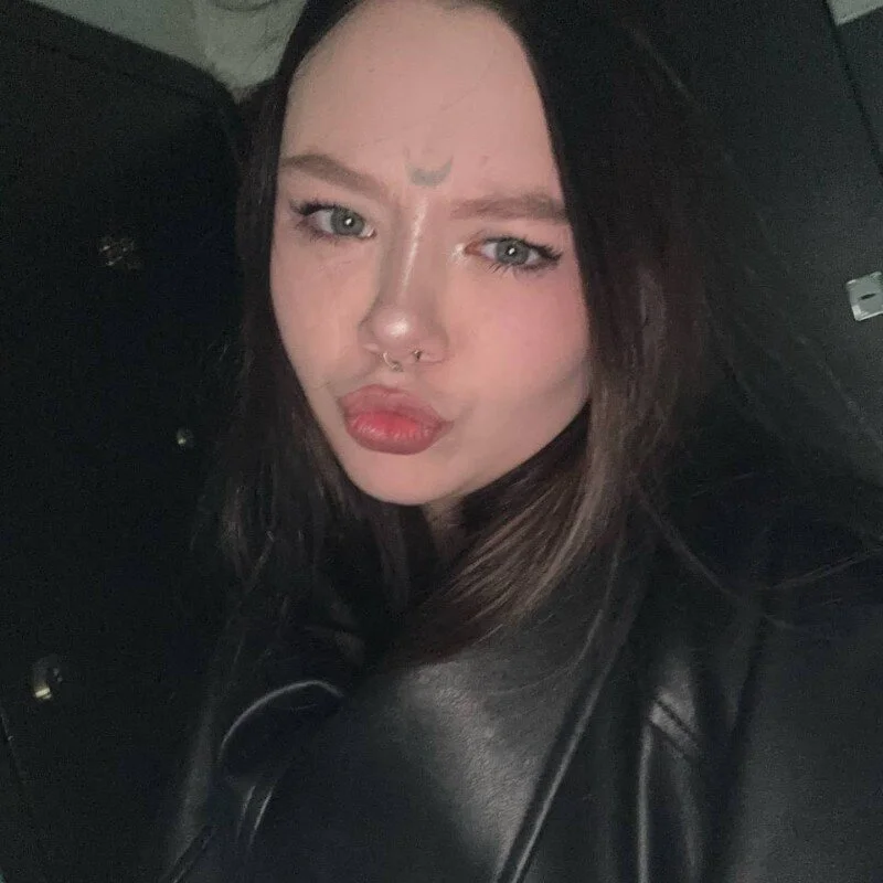 EvaEvening profile photo