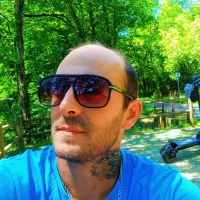 Снимка на аватара на hotboyshot