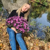 VickyLove047's Profile Pic