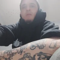 AgoTyrol's Offline Chat Room