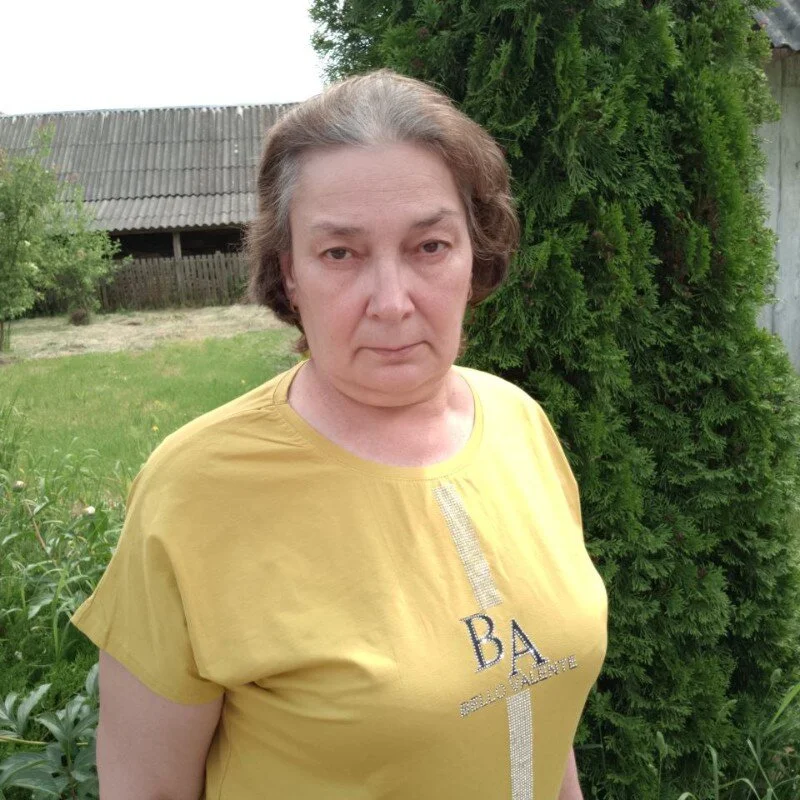 IrinaSweet54 live cam profile