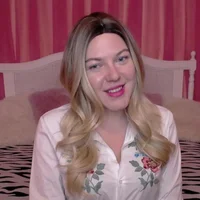 PhiLo_Menna Poză de profil