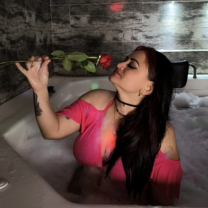 valentinaextreme live cam profile