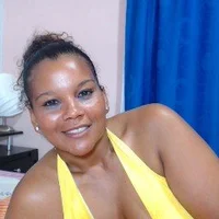 SalomeNauthy's Profile Pic