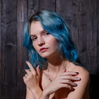 Lika_Sky's Avatar Pic