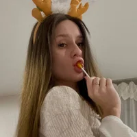 Slika avatara modela Kirawithvibe