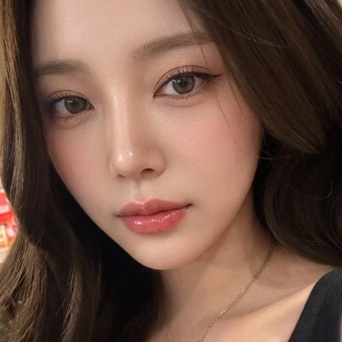 lenahere profile photo
