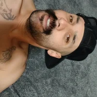 -mustachemaniac- 的個人資料圖片