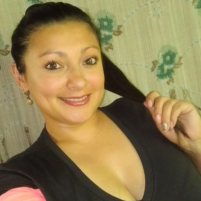aivana_hot