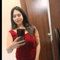 Foto desnuda XXX de KUSUM-STRIP