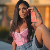 RaquelleVon 아바타 사진