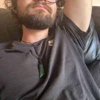 Jasonsnzuk Φωτ, Προφίλ