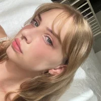 aryadarlinggg's Profile Pic
