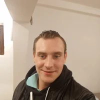 uni93ka93's Profile Pic